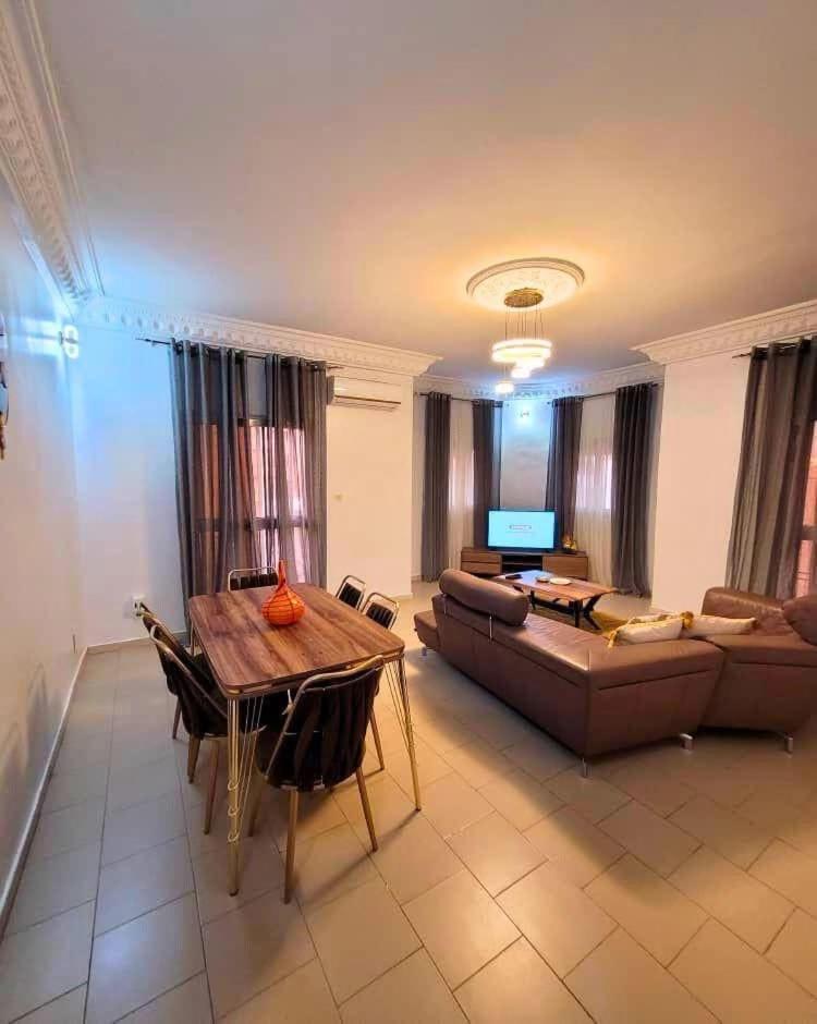 Appartement Yeksil Dakar